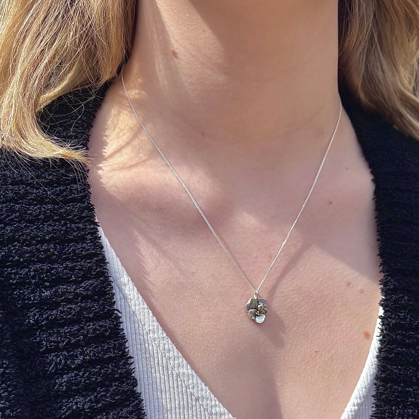 Wild Bloom – Violet Pendant