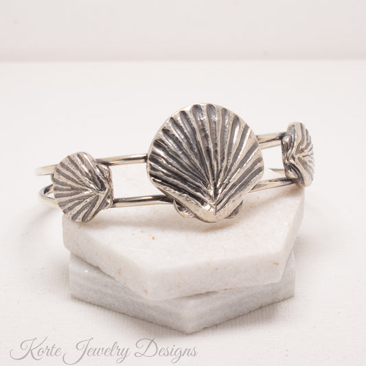 Clam Shell Bracelet