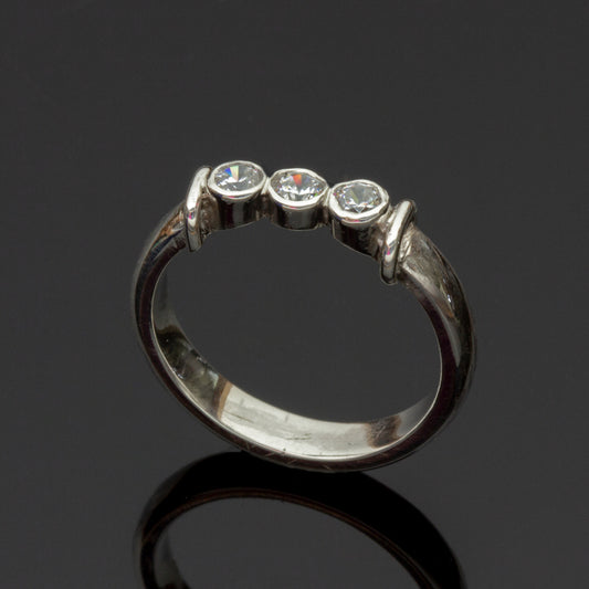 Three Stone Tube Ring