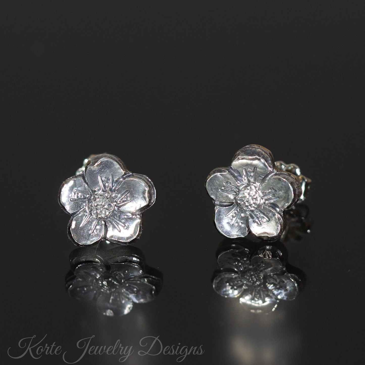 Flower Post Earrings