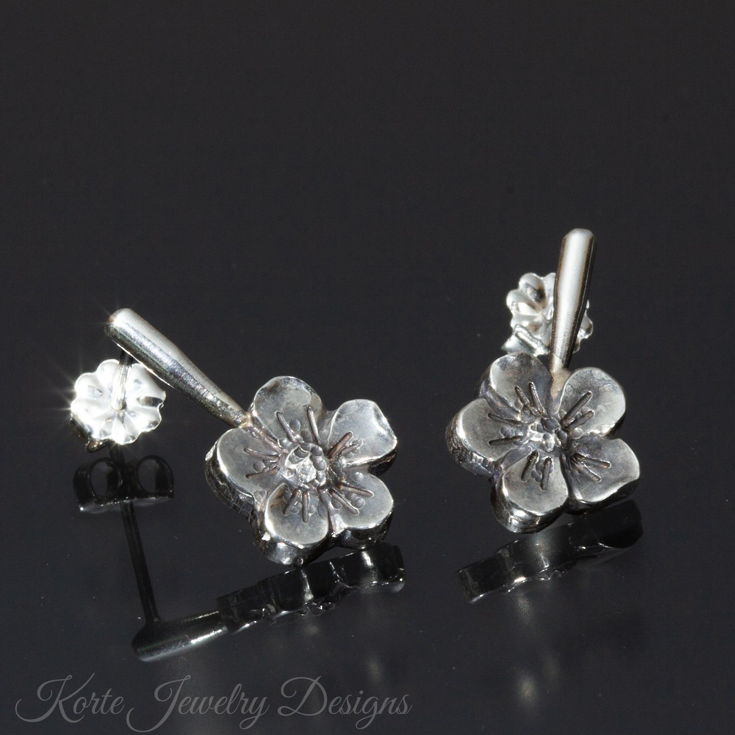 Flower Post Earrings