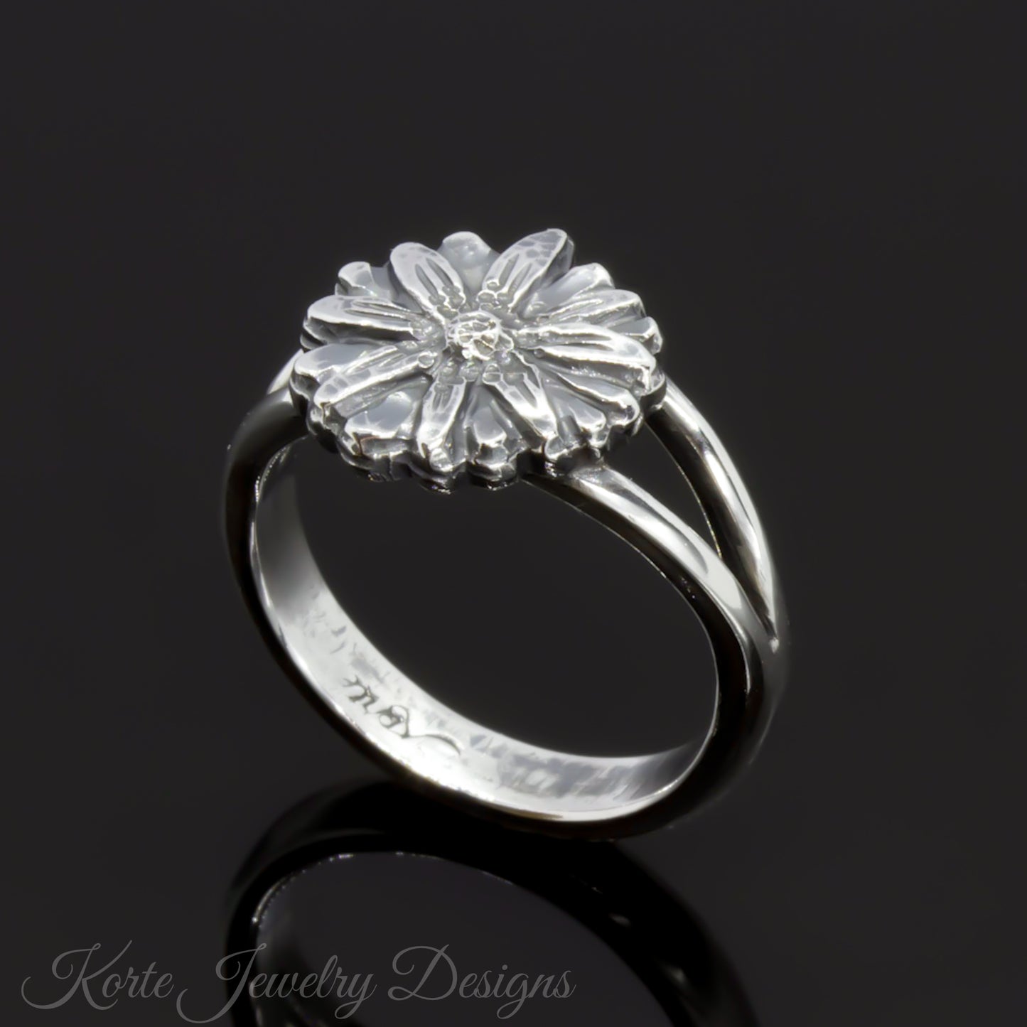 Daisy Ring