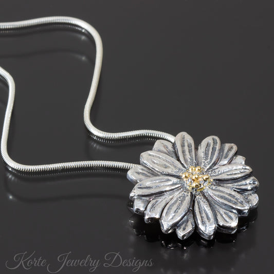 Daisy Pendant with Gold