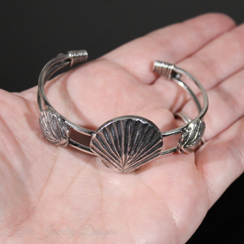 Clam Shell Bracelet