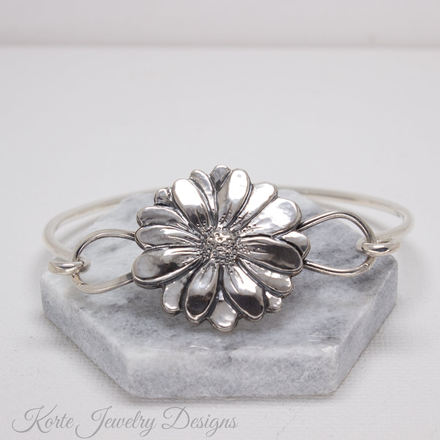 Daisy Bracelet