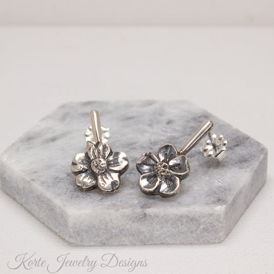 Flower Post Earrings