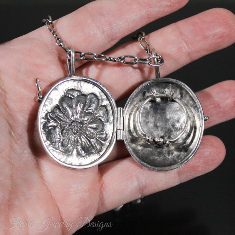 Marigold Ring Keeper Locket